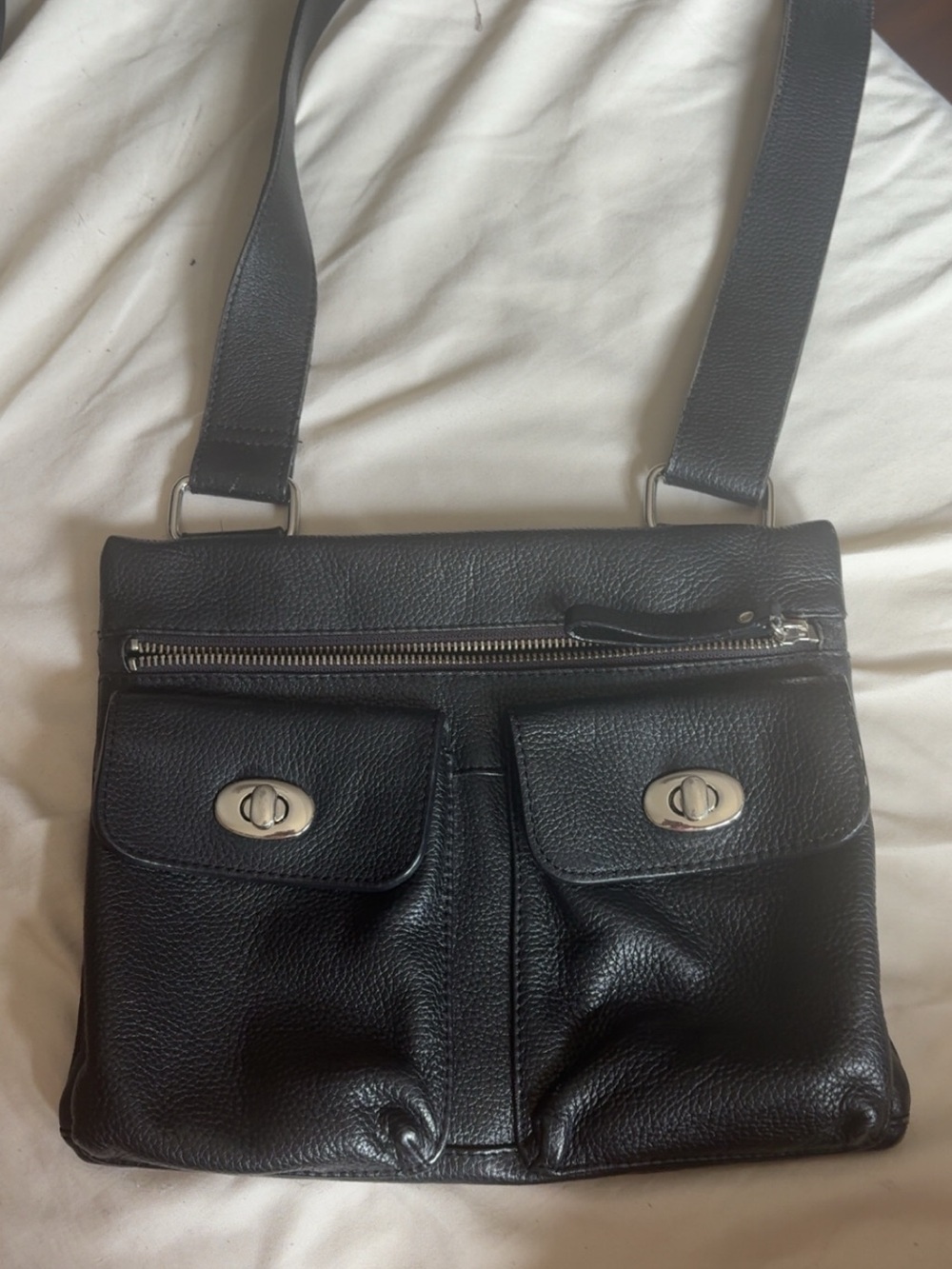 Black Pebbled Danier Leather Women's Shoulder Bag